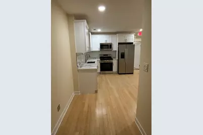 5746 N Milwaukee Avenue, Chicago, IL 60646 - Photo 6