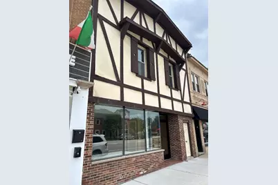 5746 N Milwaukee Avenue, Chicago, IL 60646 - Photo 1