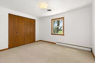 8 Groveland St, Streator, IL 61364 - Photo 26