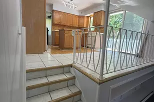 942 E 168th St, South Holland, IL 60473 - Photo 14