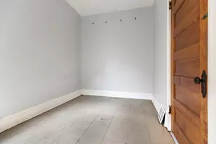 1907 W Irving Park Rd, Chicago, IL 60613 - Photo 22