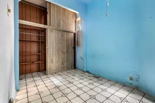 1907 W Irving Park Rd, Chicago, IL 60613 - Photo 10