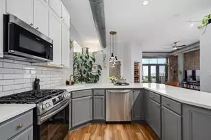 2101 W Rice St, Chicago, IL 60622 - Photo 16