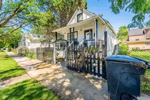7549 S St Lawrence Ave, Chicago, IL 60619 - Photo 2