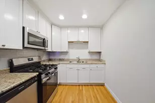 212 E 44th St, Chicago, IL 60653 - Photo 6