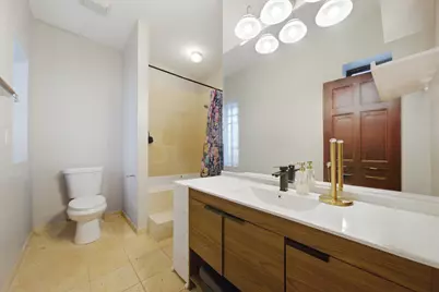 212 E 44th Street #3, Chicago, IL 60653 - Photo 20
