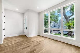 1728 N Sawyer Ave, Chicago, IL 60647 - Photo 2