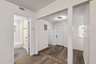 4971 N Kolmar Ave, Chicago, IL 60630 - Photo 10