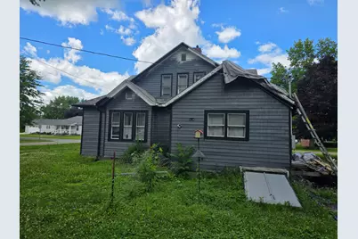 702 Locust Street, Carthage, IL 62321 - Photo 8