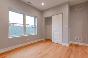 4851 N Central Ave, Chicago, IL 60630 - Photo 10