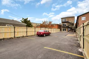 4851 N Central Ave, Chicago, IL 60630 - Photo 14