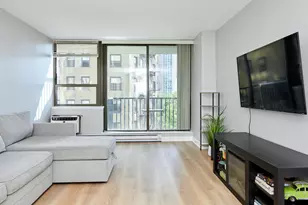 2740 N Pine Grove Ave, Chicago, IL 60614 - Photo 8