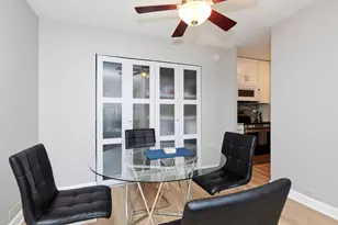 2740 N Pine Grove Ave, Chicago, IL 60614 - Photo 16