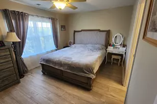 305 Holiday Ln, Hainesville, IL 60073 - Photo 46