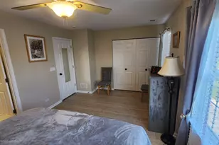 305 Holiday Ln, Hainesville, IL 60073 - Photo 20