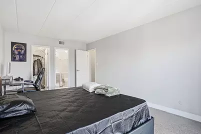 6443 Clarendon Hills Road #402, Willowbrook, IL 60527 - Photo 10
