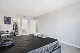 6443 Clarendon Hills Rd, Willowbrook, IL 60527 - Photo 10