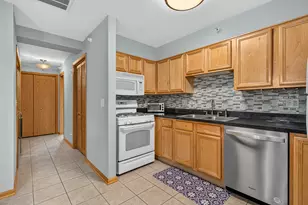 1011 Ashley Ct S, Lockport, IL 60441 - Photo 8