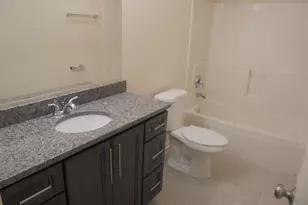 1511 Lotus Dr, Round Lake Beach, IL 60073 - Photo 32