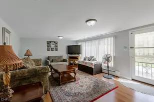 120 Concord Dr, Melrose Park, IL 60160 - Photo 12