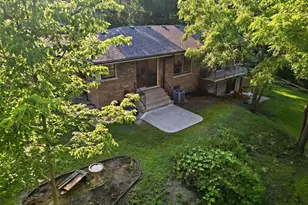 9041 S 84 Ct, Hickory Hills, IL 60457 - Photo 34