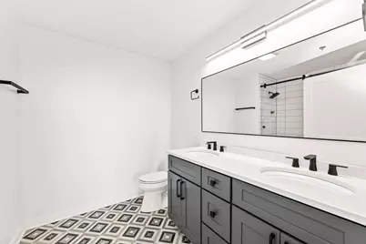 511 W Division Street #706, Chicago, IL 60610 - Photo 18