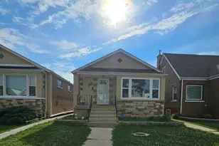 7249 S Sacramento Ave, Chicago, IL 60629 - Photo 1