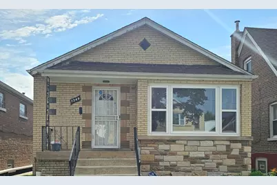 7249 S Sacramento Avenue, Chicago, IL 60629 - Photo 2