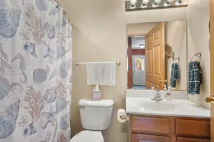 210 W Pacific St, Davis Junction, IL 61020 - Photo 12