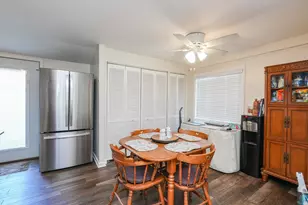 147 E 5th St, Manteno, IL 60950 - Photo 16