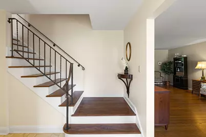 1240 Bar Harbor Terrace, Northbrook, IL 60062 - Photo 16