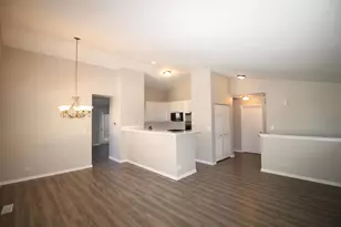 2518 Golf Ridge Cir, Naperville, IL 60563 - Photo 8