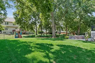 2722 Trojak Ln, Aurora, IL 60502 - Photo 34