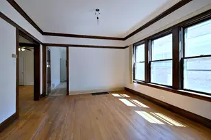 2630 W Carmen Ave, Chicago, IL 60625 - Photo 8