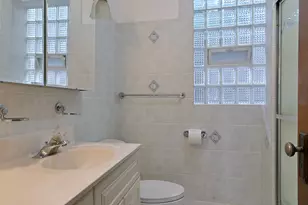 2630 W Carmen Ave, Chicago, IL 60625 - Photo 16