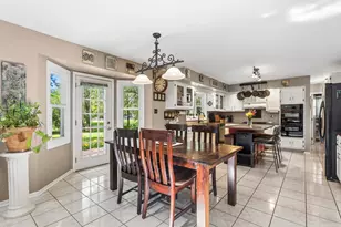 2424 Pepper Tree Ct, Lisle, IL 60532 - Photo 14