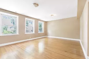 1747 W Pratt Blvd, Chicago, IL 60626 - Photo 2