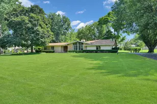 22W333 Glen Park Rd, Glen Ellyn, IL 60137 - Photo 2