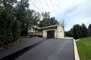 209 Rivers Dr, Lake Bluff, IL 60044 - Photo 14