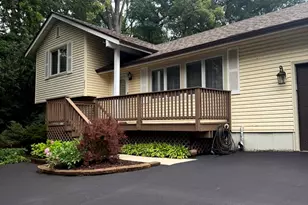 209 Rivers Dr, Lake Bluff, IL 60044 - Photo 4
