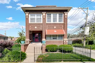 10645 S Prairie Ave, Chicago, IL 60628 - Photo 1