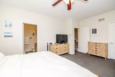 831 W 14th Place, Chicago, IL 60608 - Photo 38