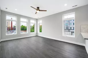825 E 61st St, Chicago, IL 60637 - Photo 8