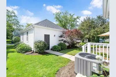 515 Superior Street, Vernon Hills, IL 60061 - Photo 28
