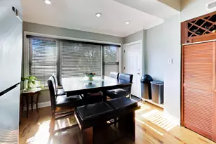 4542 N Long Ave, Chicago, IL 60630 - Photo 22