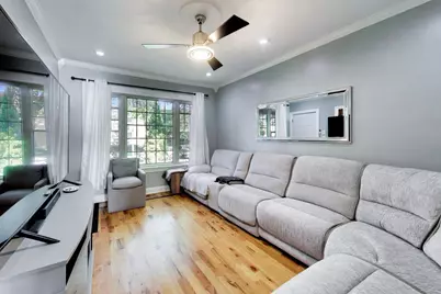 4542 N Long Avenue, Chicago, IL 60630 - Photo 6