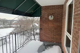 450 W Downer Pl, Aurora, IL 60506 - Photo 16