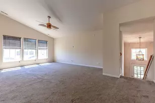24852 W Gates Ln, Plainfield, IL 60585 - Photo 2
