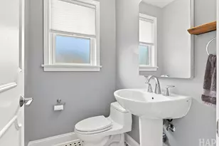 1512 Portsmouth Ave, Westchester, IL 60154 - Photo 10
