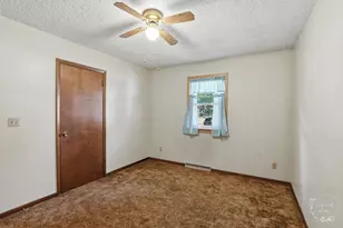 705 E Rosewood St, Watseka, IL 60970 - Photo 26